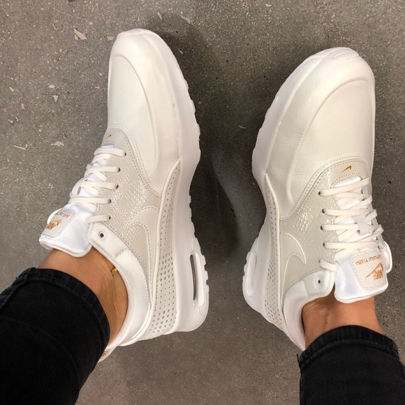 🏵Nike Air Max Thea 🏵Price firm !! - Picture 5 of 8